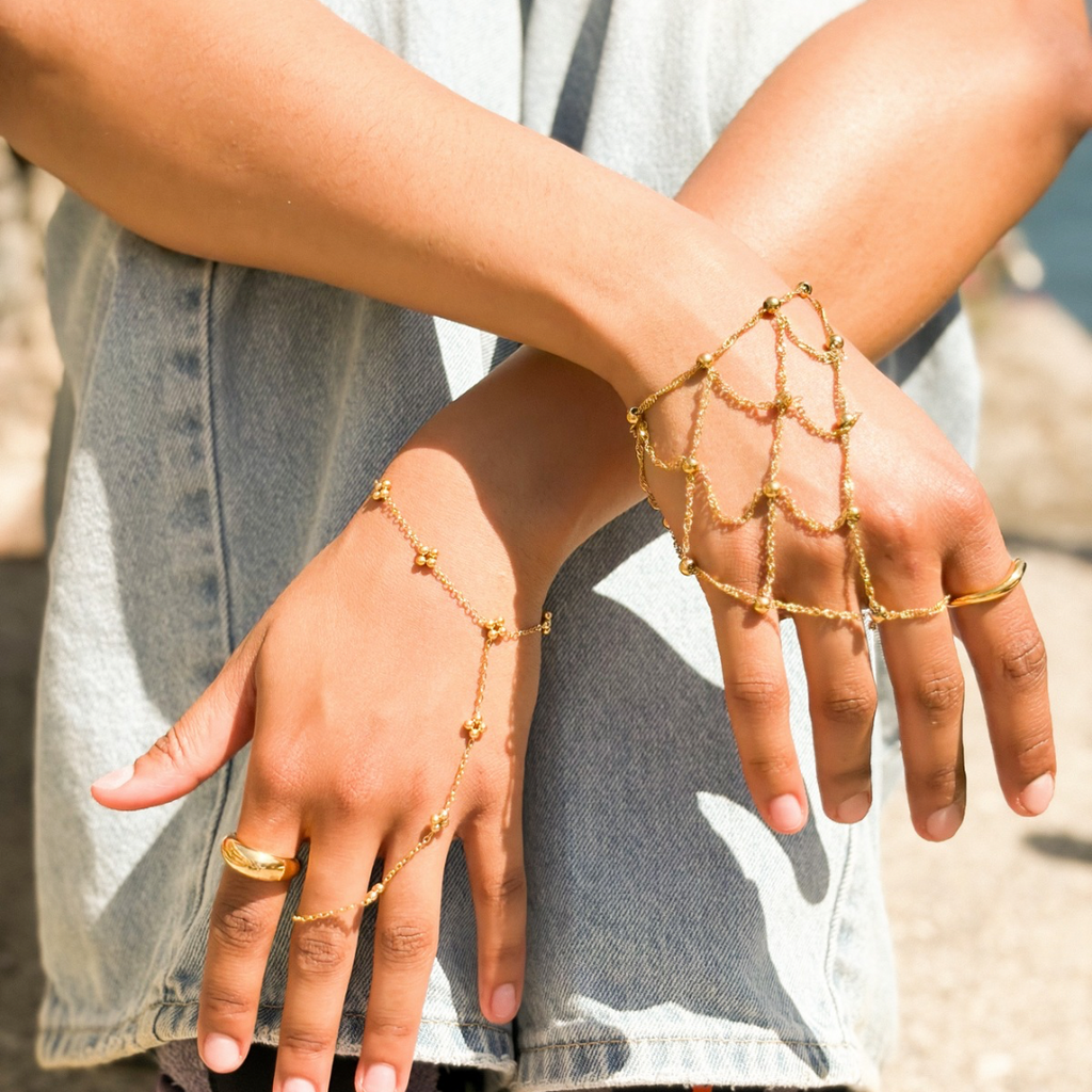Yasmin hand chain