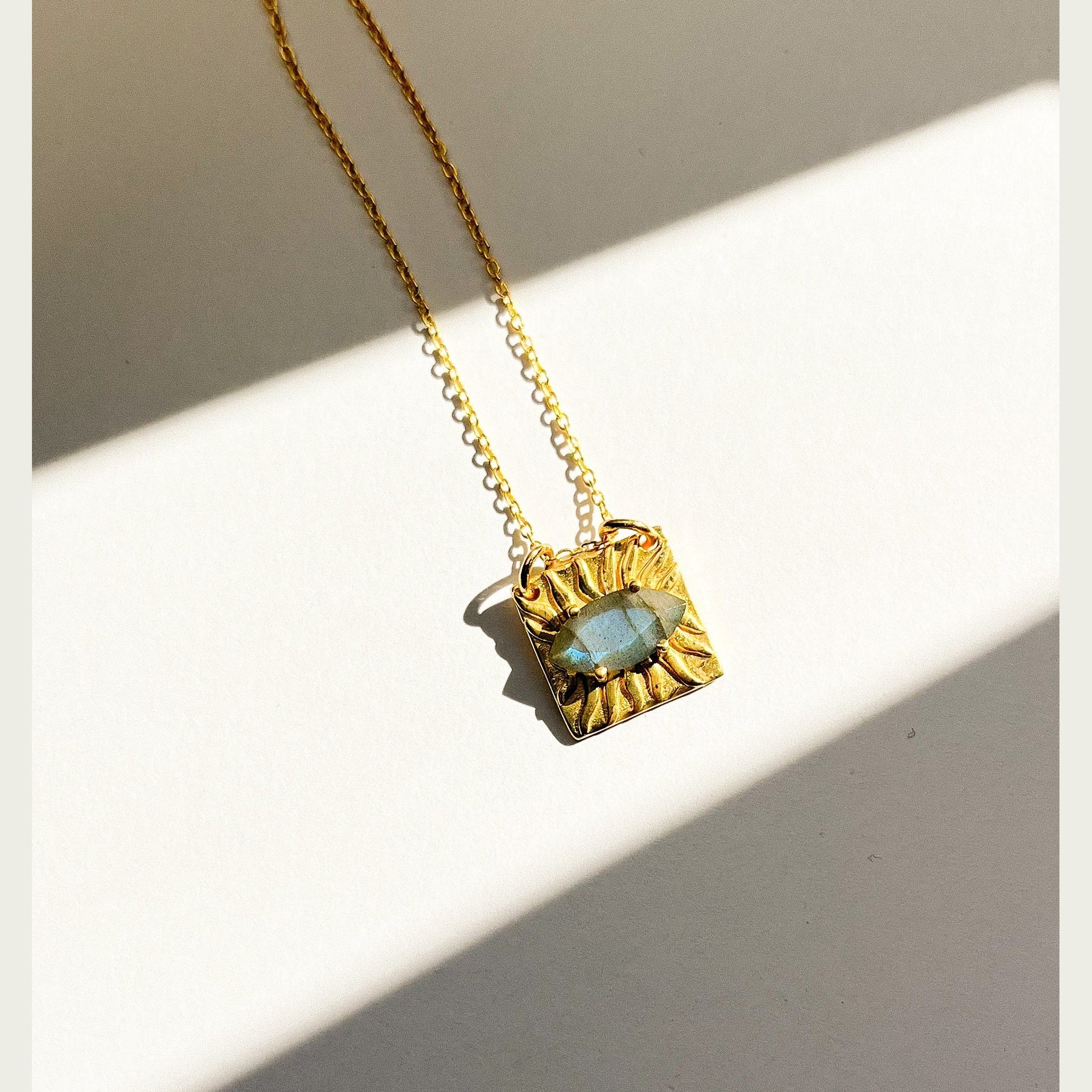 Collana Occhio